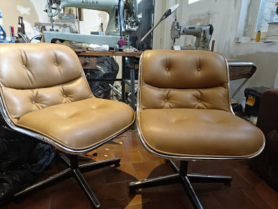 Tapissier fauteuil Charles Pollock